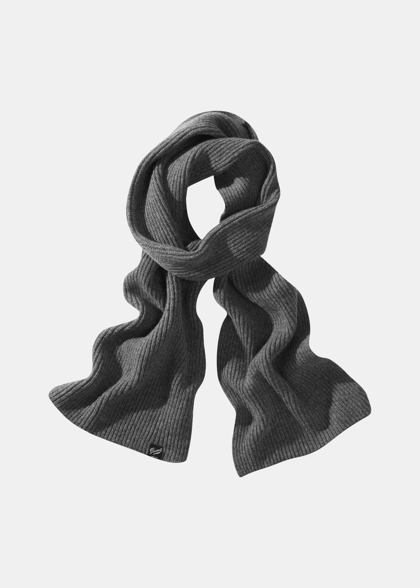 – Scarf Gloverall